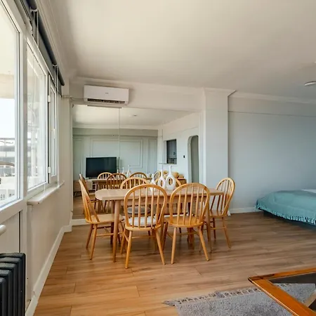 Spacious Sea View Family In Managed With Balcony Апартаменты Стамбул